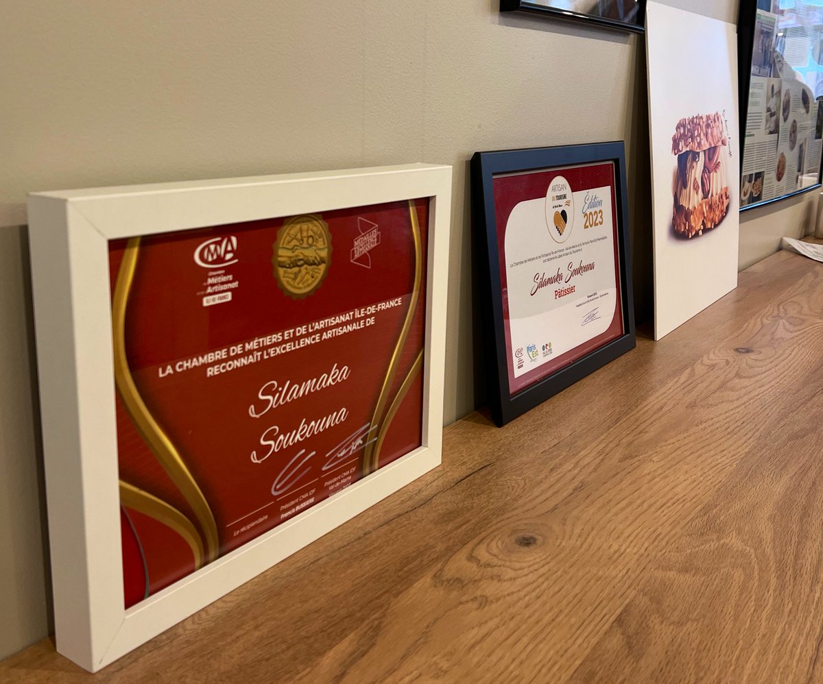👥 Rencontre avec Silamaka Soukouna, artisan pâtissier à la tête de son entreprise #Silax ➡️ Un parcours inspirant et exemplaire ! 

🎖️Il a reçu à ce titre la médaille de l'Excellence Artisanale de la #CMA. 

Mention spéciale pour son Paris-Brest 😉