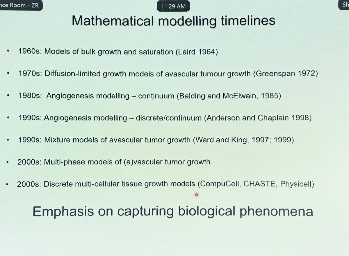 Matt spends some time discussing his paper with @HaassLab on, A stochastic mathematical model of 4D tumour spheroids with real-time fluorescent cell cycle labelling, royalsocietypublishing.org/doi/full/10.10…. He also gives a brief overview of modeling in this area.