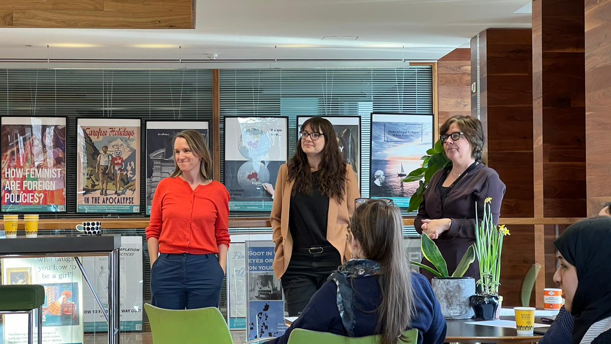 ☕️For today's #CoffeeMorning conversation, we heard from the Trinity Long Room Hub Research Programme Officer, Lean Ní Chleirigh, and Research Fellow and Assistant Professor in Digital Humanities, <a href="/NicoleBasaraba/">Nicole Basaraba</a> (Trinity Centre for Digital Humanities).

#HubMatters