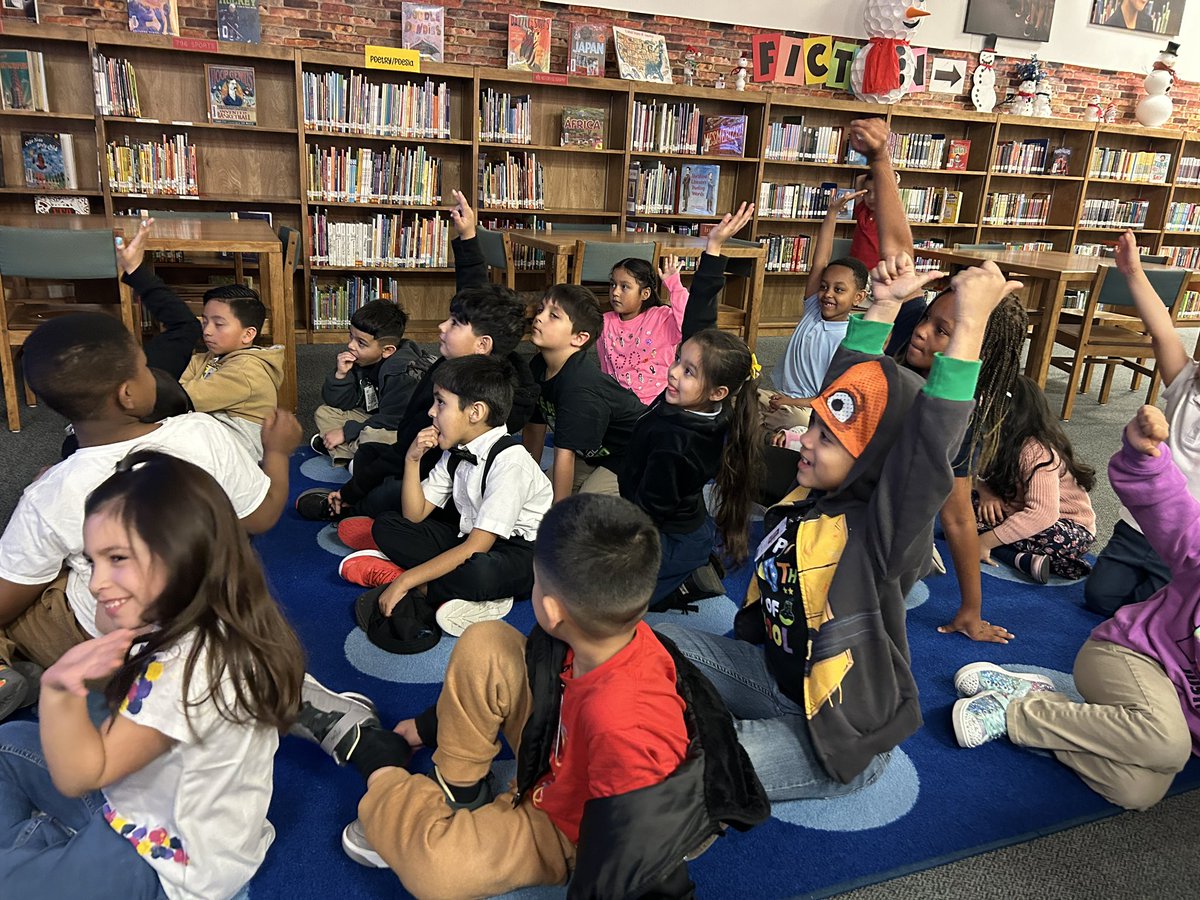 We started #WRAD with a fun author visit with @JocelynRish! Ms. Bluitt’s class learned about how special manatee butts are from Battle of the Butts. Who knew manatees swim using mega-farts?! These 1st graders know it now 😂 @IrvingLibraries @lmr0050 @KathyGYoung @mscastillo105