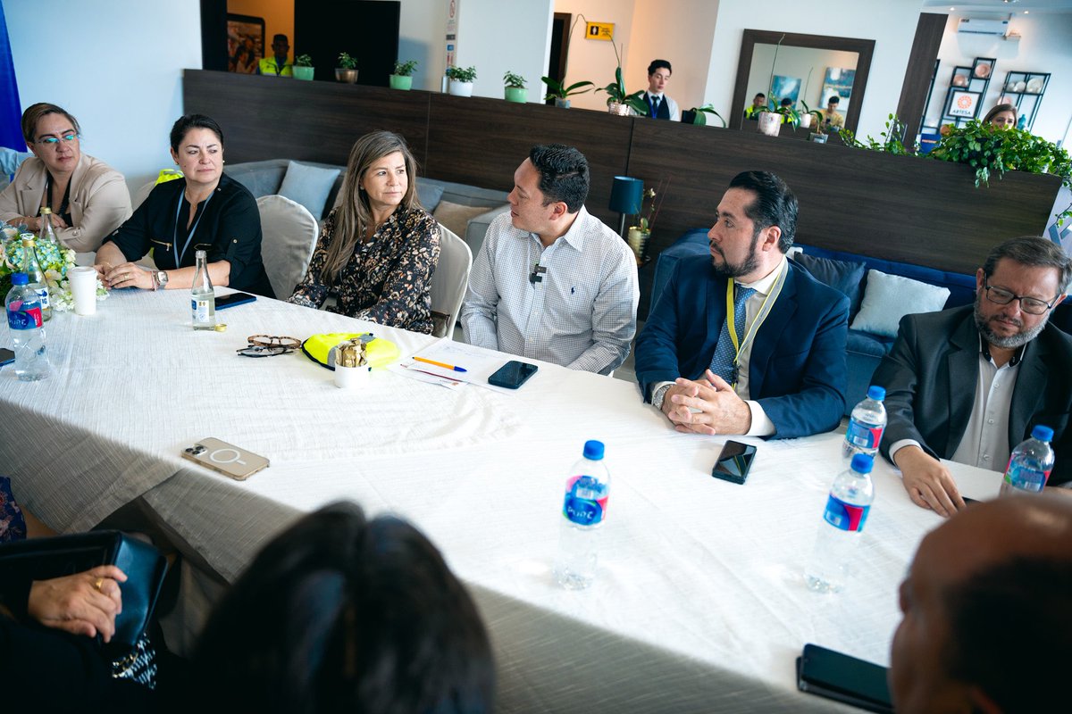 ¡La conectividad #aérea es prioritaria para el desarrollo de #Cuenca!✈️

Participamos en el #LATAMDayCuenca 2024 y conocimos #propuestas de esta firma de:

✈️🍃Transporte aéreo relativas a cuidado del #ambiente
💰#Economía circular
🌎Promoción de #turismo, artesanía y gastronomía