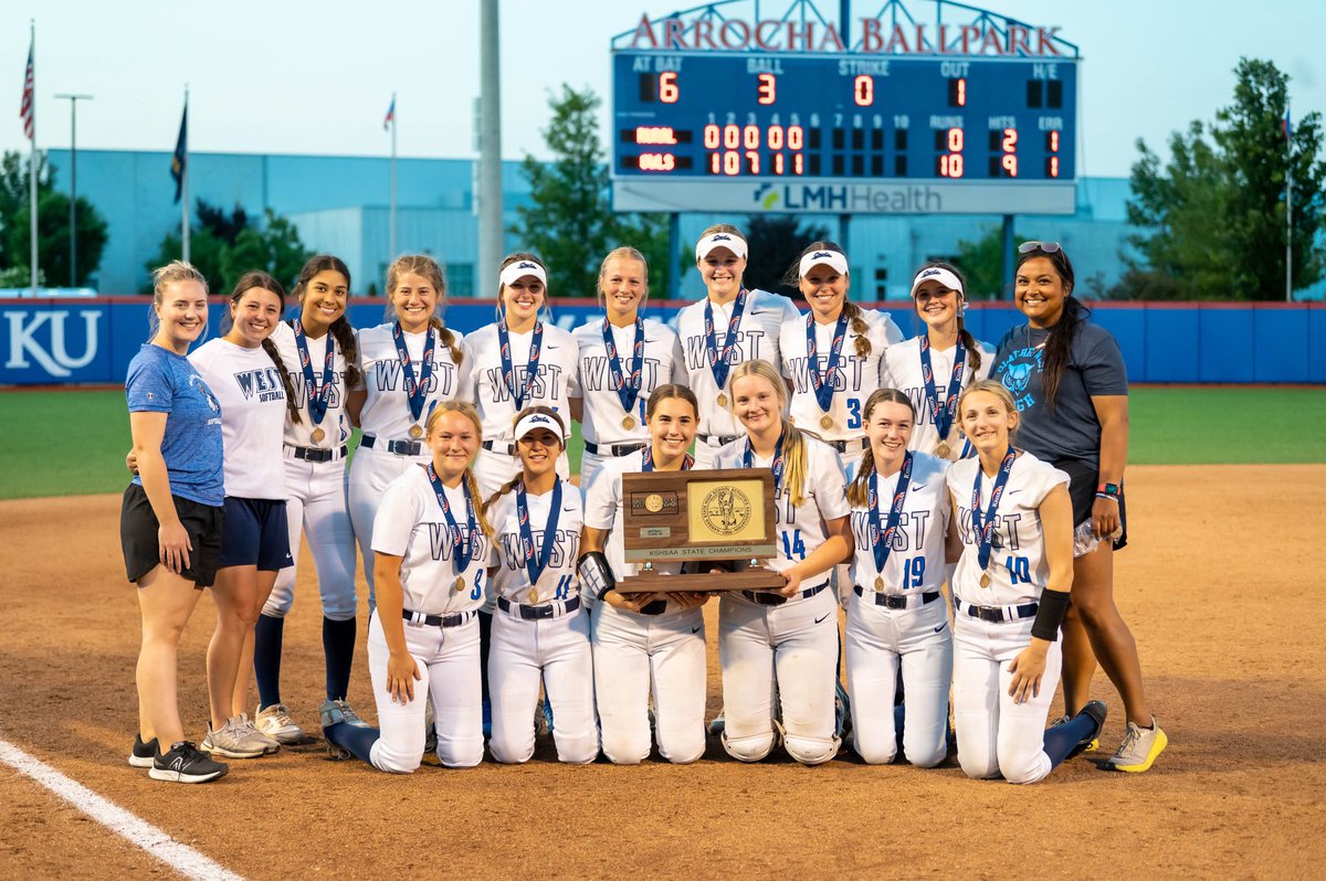 Empowering, Inspiring, &amp; Celebrating female athletes today!! Wear your crown proudly! 👑👑 #myqueens 
#womeninsports #NGWSD2024 #investinwomen
