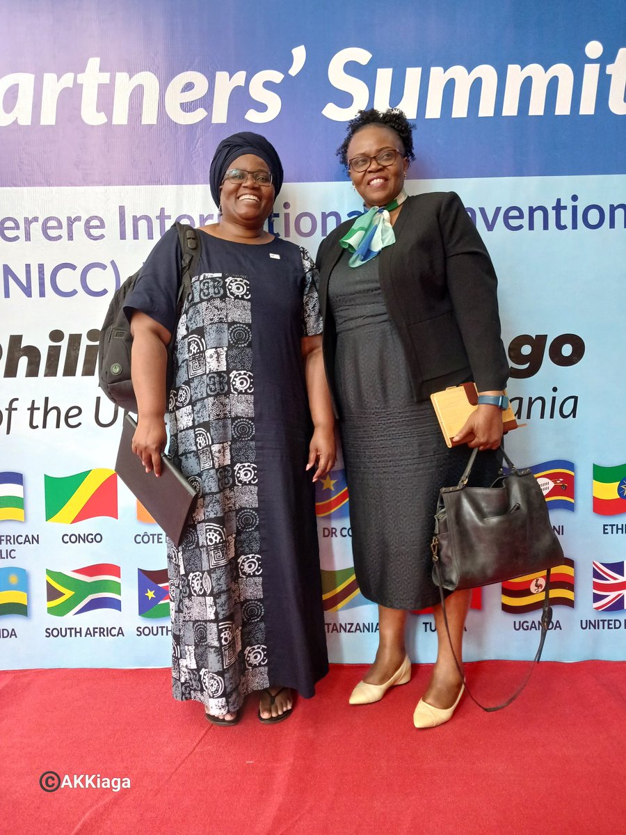 Always a pleasure to meet an old acquittance 🤝 @ESRFTZ Executive Director @FortunataMakene also attending the 7th #SocialPartners Summit by @ATE_Tanzania which  explored, among others, the efficacy of the dichotomy between the formal & #informaleconomy