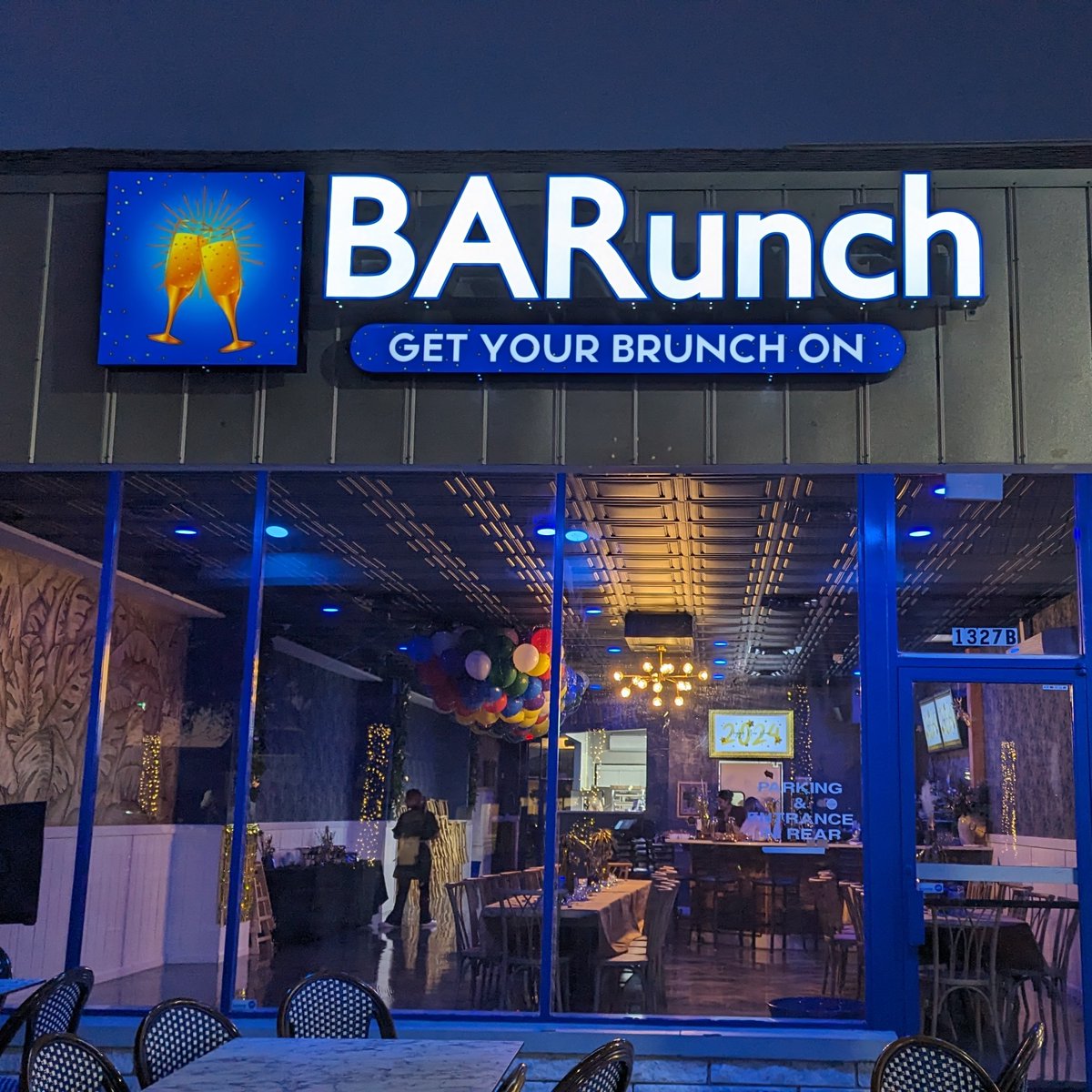 CapeCoral's tweet image. 🥞🥂 Economic and Business Development Spotlight: Barunch ✨ 

Dive into culinary excellence at @BarunchCC!  🍽️ With 20 years of expertise, their chef crafts visionary dishes sourced from local farmers&apos; markets. Taste the difference! #CulinaryExcellence #LocalIngredients 🌱🌟