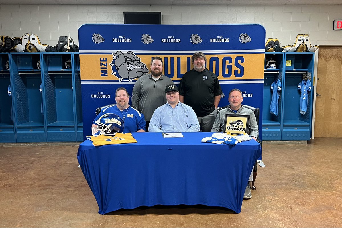 Mize’s Preston Wood signs with East Central Community College.