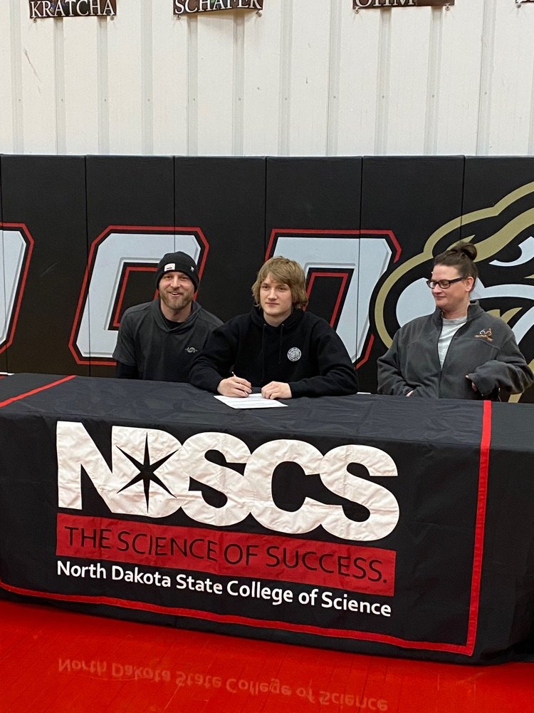 LPSWarbirds's tweet photo. Congratulations Levi Kackman on your commitment to playing football at NDSCS! https://t.co/JI5vfuD3by