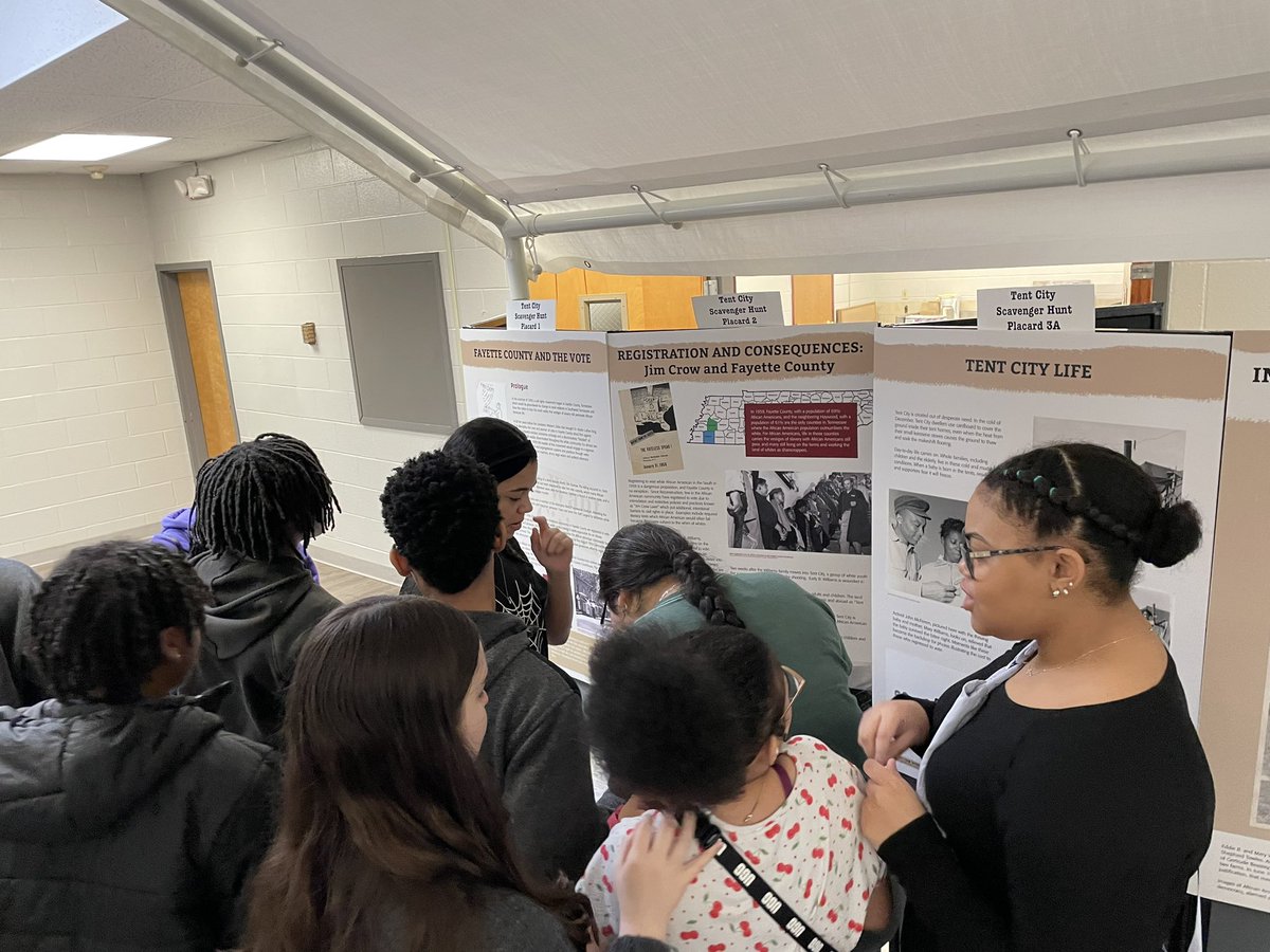BeyondBellFCPS's tweet photo. West Junior High School 8th graders soaking in the Fayette County History of Tent City.  We love watching our students minds grow with important local history.  
@WestJrHighFCPS @FCPSchoolsTN https://t.co/lh2hQiheNv