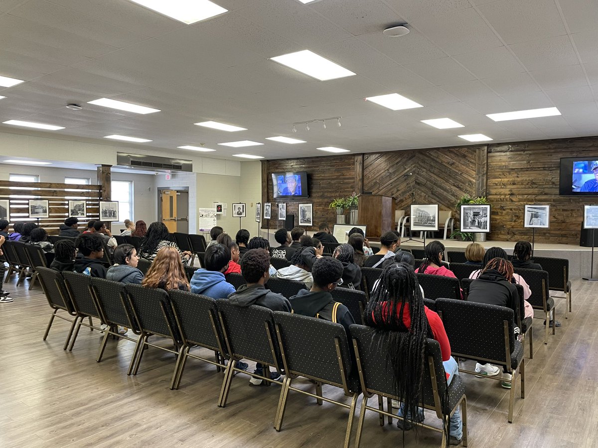 BeyondBellFCPS's tweet photo. West Junior High School 8th graders soaking in the Fayette County History of Tent City.  We love watching our students minds grow with important local history.  
@WestJrHighFCPS @FCPSchoolsTN https://t.co/lh2hQiheNv
