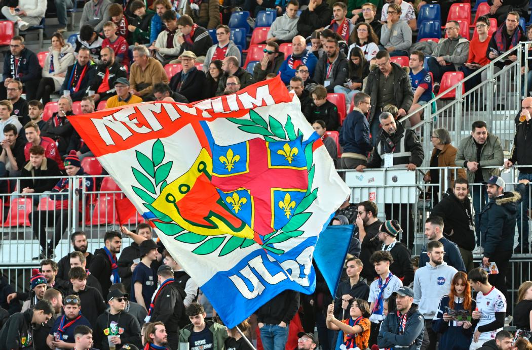 LaMontagne_TDS's tweet photo. Football | Ligue 1 : les ultras du Clermont Foot vont faire grève face à Brest #Ligue1UberEats #CF63SB
▶️ https://t.co/ZKTxb3dmzn https://t.co/eVpM05oWjX