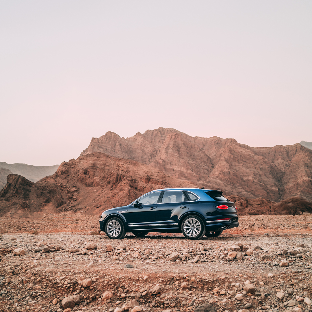 BentleyMotors's tweet photo. Take the Bentayga Azure off road. 📷 @stephan_bauer https://t.co/ArUqoMv1SN