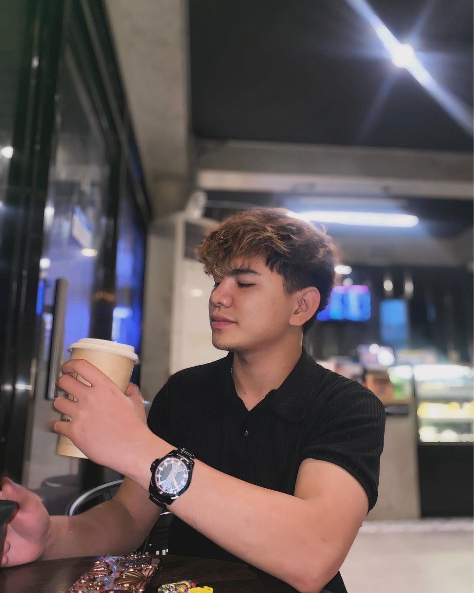 vnldnhsn's tweet photo. tara coffee? https://t.co/AML99KbGLi