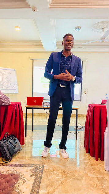 mali_shiebila's tweet photo. Customer purchasing criteria
𝐄𝐟𝐟𝐞𝐜𝐭𝐢𝐯𝐞𝐧𝐞𝐬𝐬
𝐄𝐟𝐟𝐢𝐜𝐢𝐞𝐧𝐜𝐲
𝐑𝐞𝐥𝐚𝐭𝐢𝐨𝐧𝐬𝐡𝐢𝐩
𝐑𝐚𝐧𝐠𝐞
𝐏𝐫𝐞𝐦𝐢𝐬𝐞
𝐏𝐫𝐢𝐜𝐞
Which criteria matter most to you? Share your thoughts!

#CustomerCriteria #ShoppingDecisions https://t.co/ZWHV8BwhlS
