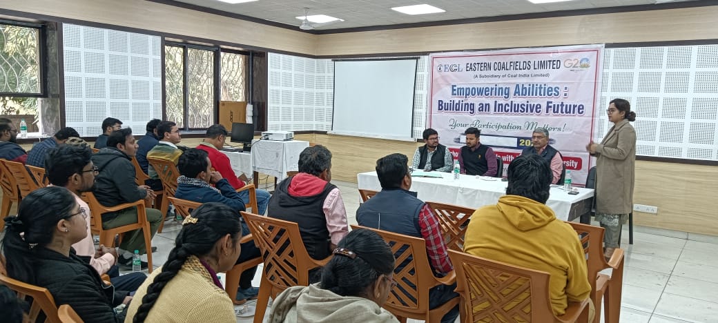 easterncoal's tweet photo. Under the leadership and guidance of Director(P), ECL Smt. Ahuti Swain, a series of training sessions were conducted for executives with functional diversity on 06.02.2024.
#TeamECL
#BetterPlaceToWork
#Inclusion
#YourParticipationMatters https://t.co/GEHjvtBSY3