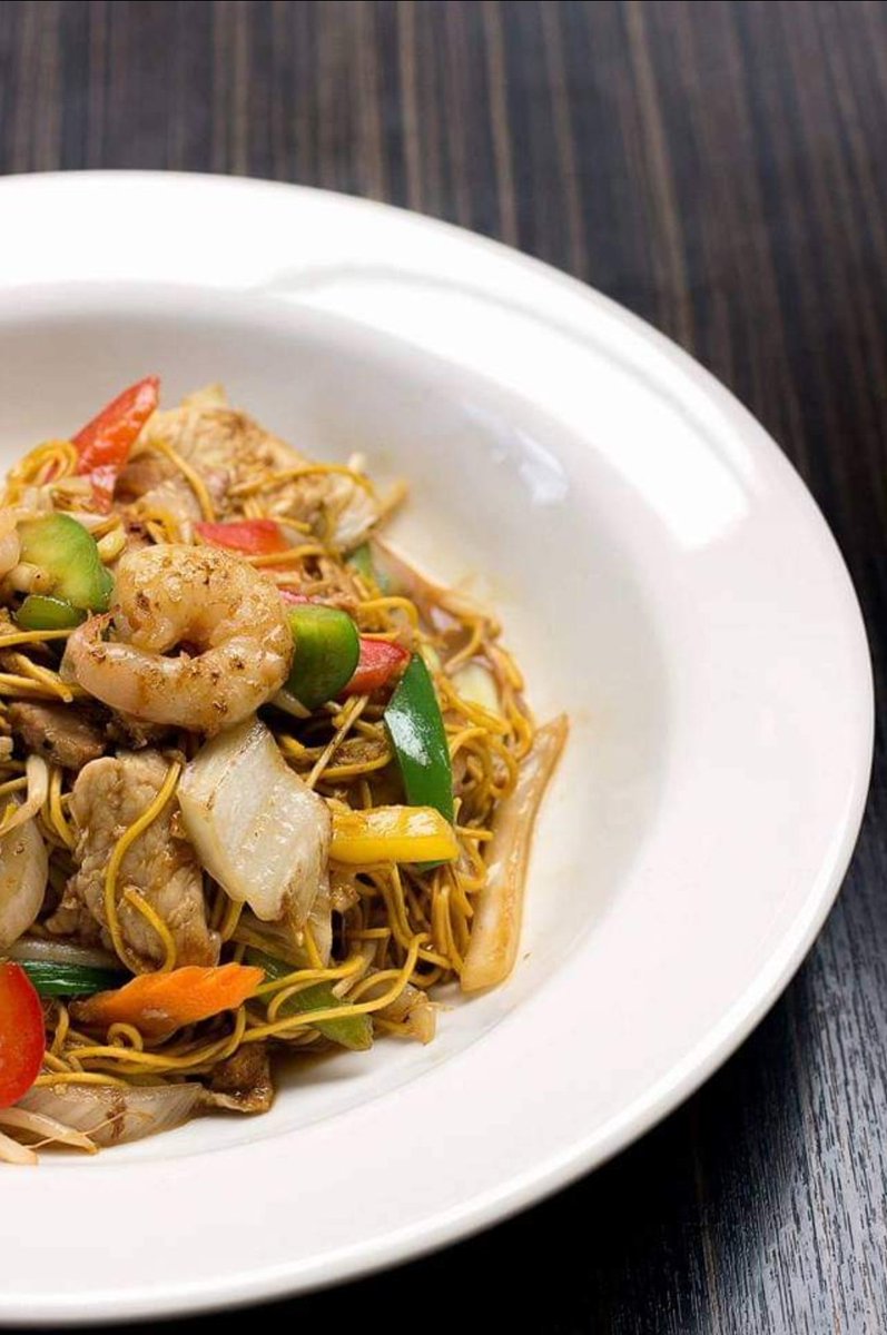 Treat yourself to Lunch at Lemongrass🤩

We are open for lunch from 12.30pm to 4.30pm Wed to Sat and from 1pm on Sundays🍽🥢

Book your table or browse our menus here 👉lemongrass.ie

#Lemongrass #Carlow #Clonmel #Kilkenny #Lunchspecial #AsianCuisine #stirfry #healthy