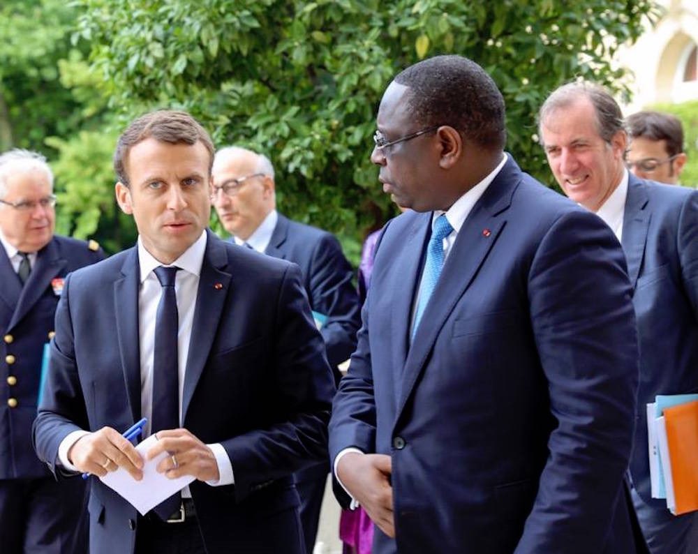 Ayoba FAYE (@autruicomoi) on Twitter photo Monsieur <a href="/EmmanuelMacron/">Emmanuel Macron</a>, vous qui êtes si prompt à engager la France dans la dénonciation des régimes militaires au Mali, Burkina, Niger… aux lendemains de coups d’Etat, votre SILENCE dans ces moments est la seule chose qui nourrit et accentue la haine des jeunesses africaines Monsieur <a href="/EmmanuelMacron/">Emmanuel Macron</a>, vous qui êtes si prompt à engager la France dans la dénonciation des régimes militaires au Mali, Burkina, Niger… aux lendemains de coups d’Etat, votre SILENCE dans ces moments est la seule chose qui nourrit et accentue la haine des jeunesses africaines