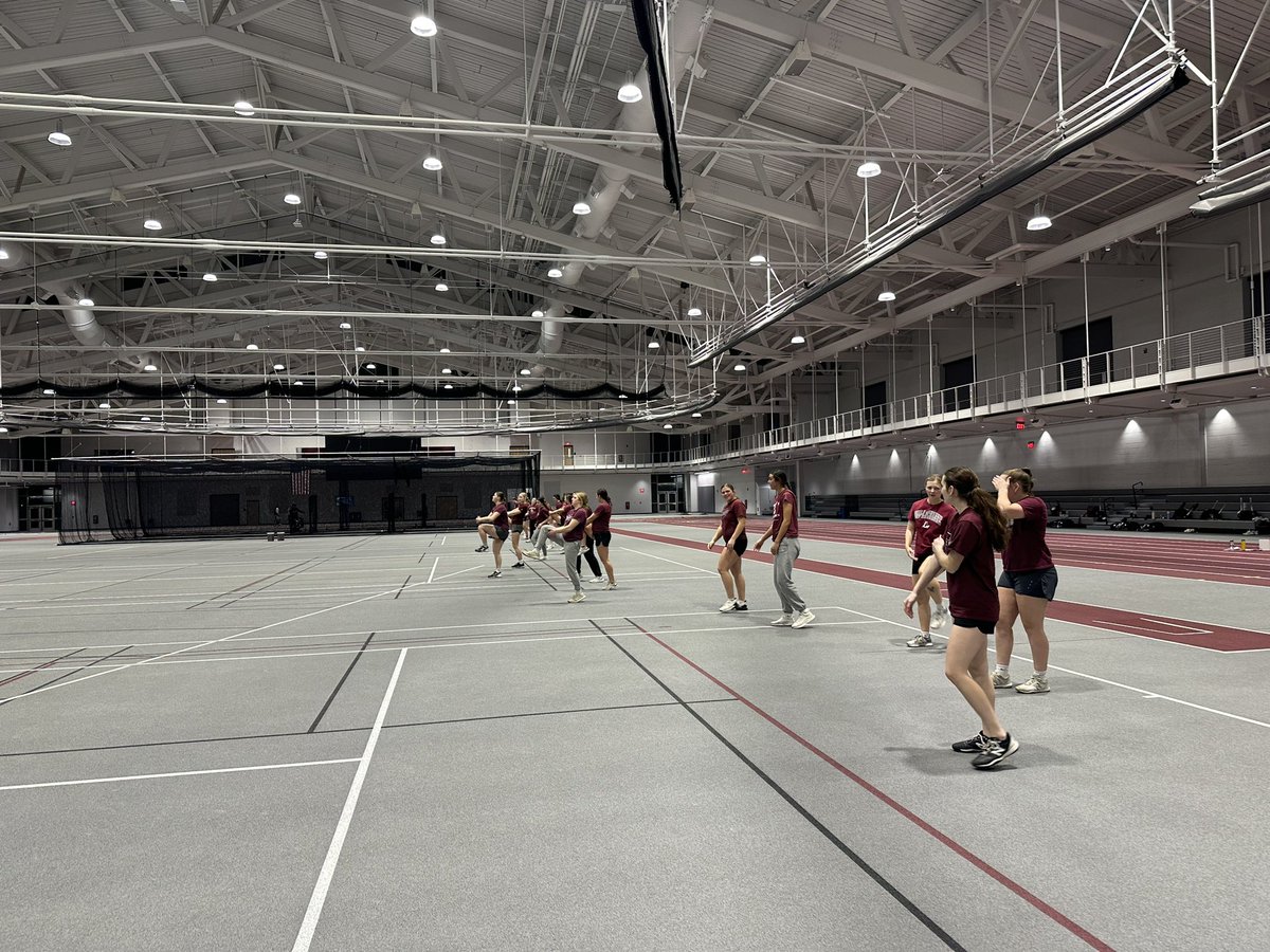 UWL Softball tweet media