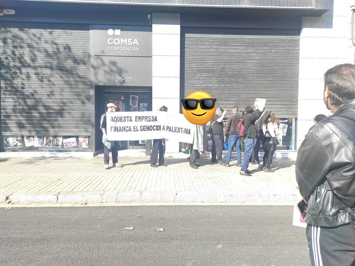 AteneuBase's tweet photo. Assenyalem Comsa Corporación per la seva complicitat desenvolupant infraestructures en territoris palestins ocupats, com el tramvia que hi estan construint.

#BoicotIsrael #BoicotComsa

#7FPalestina https://t.co/8MgHf7PcUh