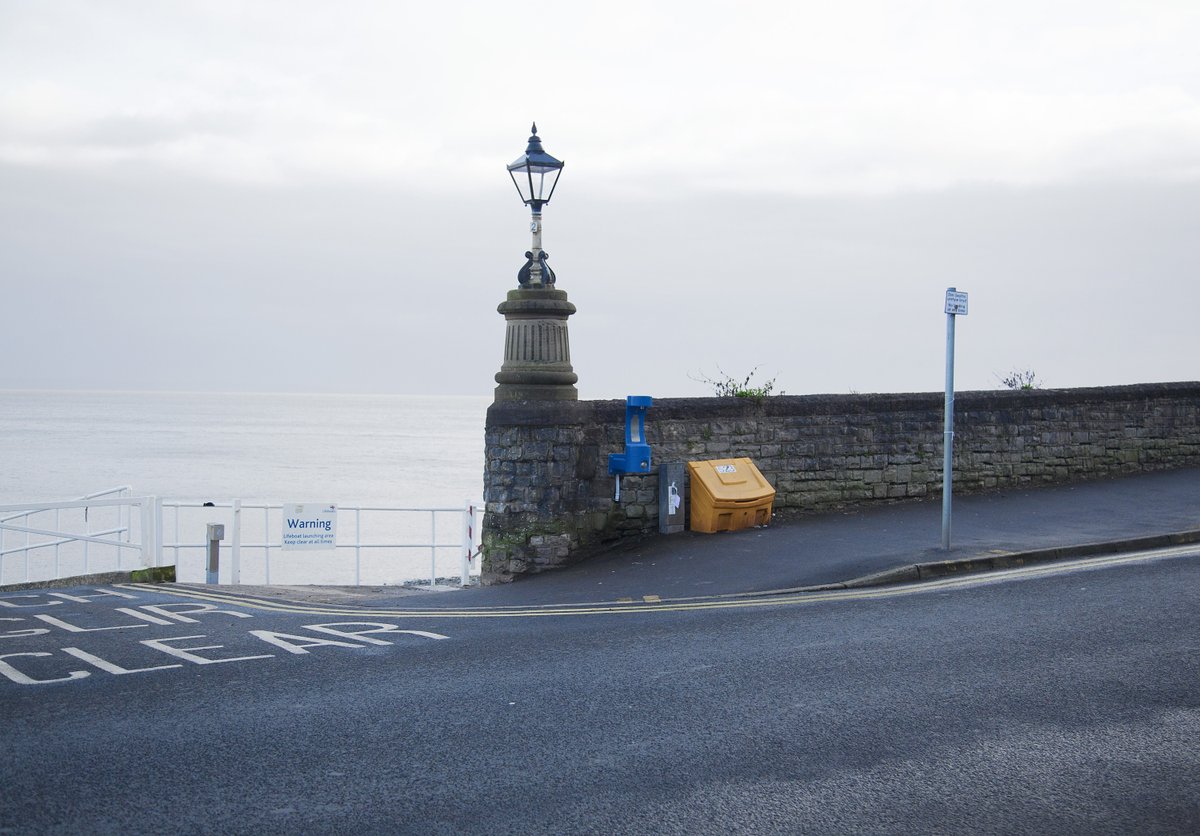 VOGCouncil's tweet photo. New drinking water fountain for Penarth ⛲

The free bottle-filling station which is located on Cliff Hill, opposite Penarth RNLI Lifeboat Station is now open for use 🥳

#ProjectZero

https://t.co/m1PZyEMMR5 https://t.co/b9eNdKZWqx