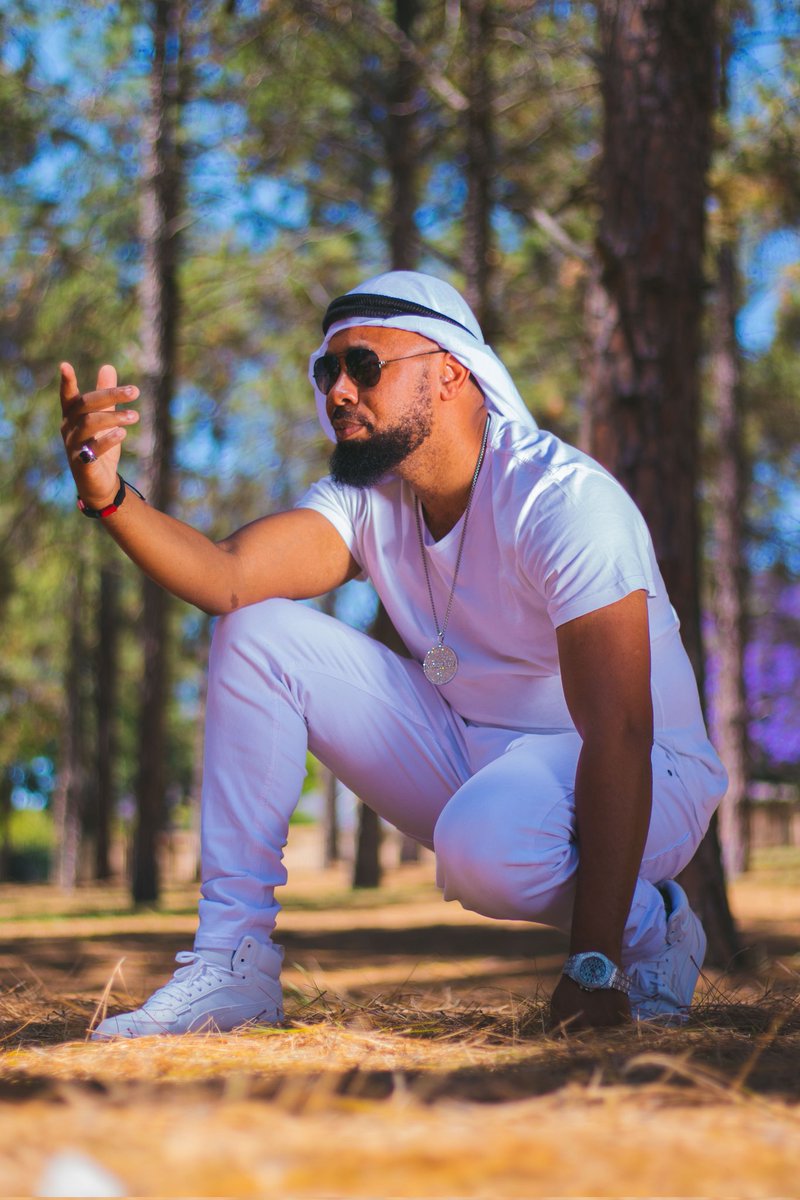 Catch <a href="/pepsin_SA/">Pepsin Mkhanyakude Montse</a> on <a href="/Bushradio/">Bush Radio 89.5 FM</a> this afternoon, chatting about his single, 'Owami', as well as his experience within the industry. Tune in at 15:10! 📻