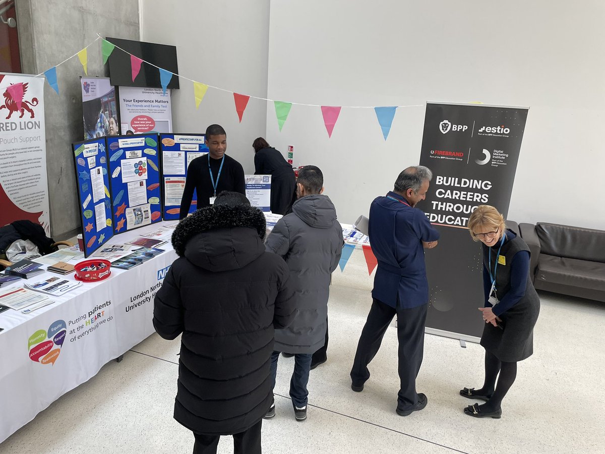 #NAW2024 Apprenticeship Week with stalls in full swing at CMH @LNWH_NHS Lots of interest in the many apprenticeships we have on offer. We’re here until after 2 pm today, so come and see us @Goretti81941099 @bambi_gami @lisa_klseahorse @HHardyNHS @Pippanightinga4 @Carolin85722835