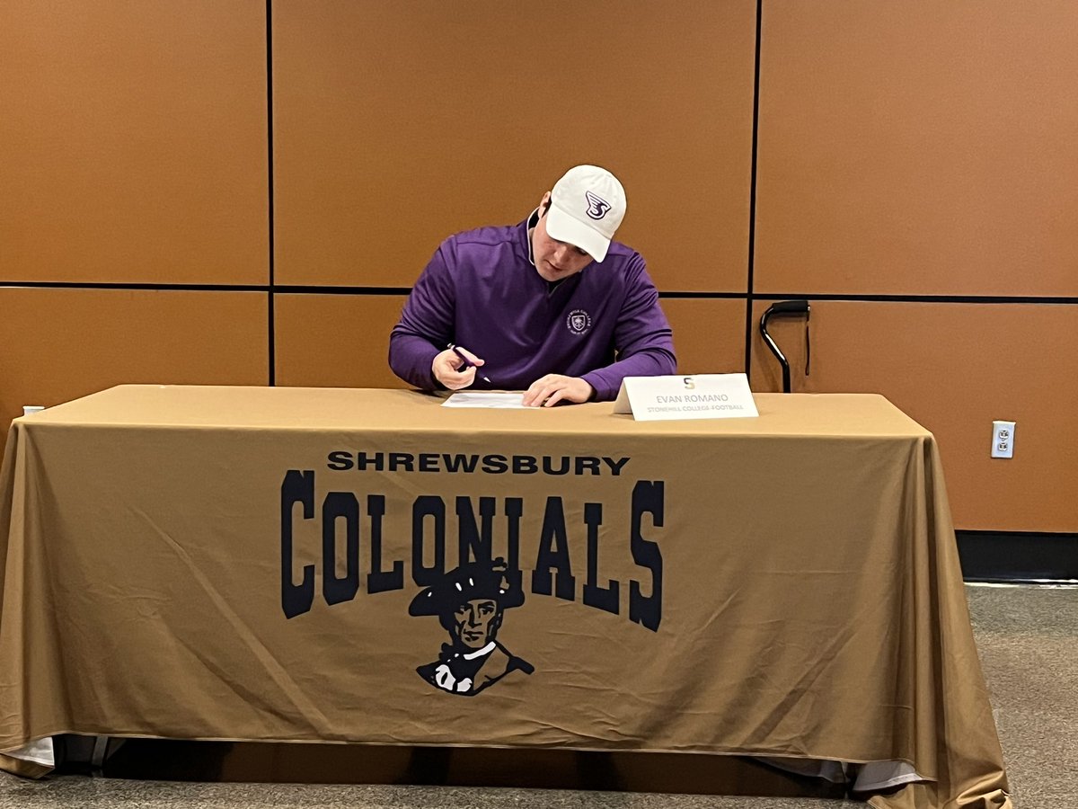 Shrewsbury Public Football tweet media