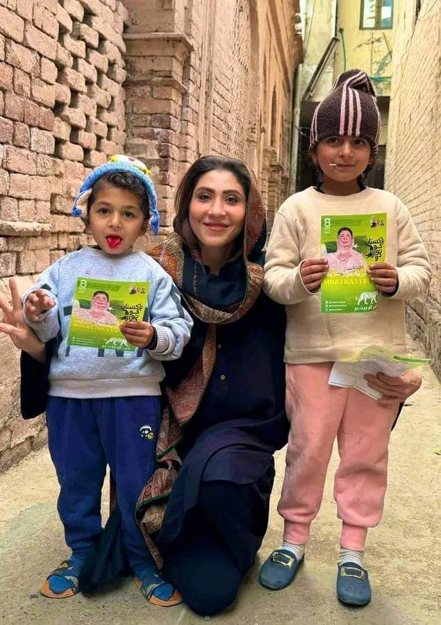 <a href="/hinaparvezbutt/">Hina Parvez Butt</a>
آپ نے مسلم لیگ ن کی الیکشن کمپین کے لیے دن رات انتھک محنت کے ساتھ مہم چلائی ہے۔  میں آپ کی انتھک کاوشوں کو سلام پیش کرتا ہوں۔  آپ کی محنت ضرور رنگ لائے گی۔  یقیناً <a href="/MaryamNSharif/">Maryam Nawaz Sharif</a> سمیت پوری قیادت کو بھی آپ پر فخر ہوگا۔