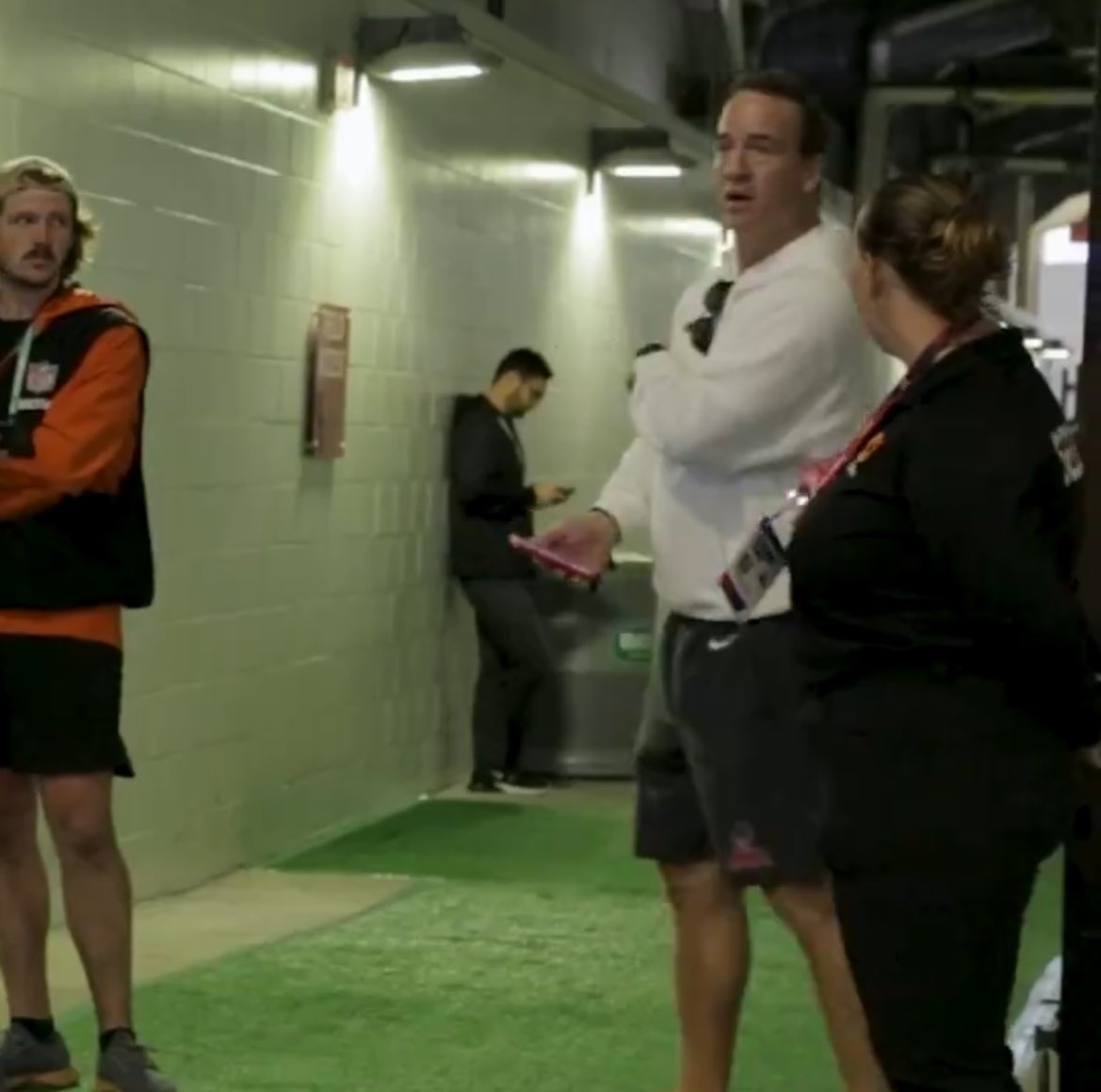 <a href="/NFL/">NFL</a> <a href="/raylewis/">Ray Lewis</a> Just amazing pocket presence from Peyton Manning. Can still sense Ray Lewis applying pressure.