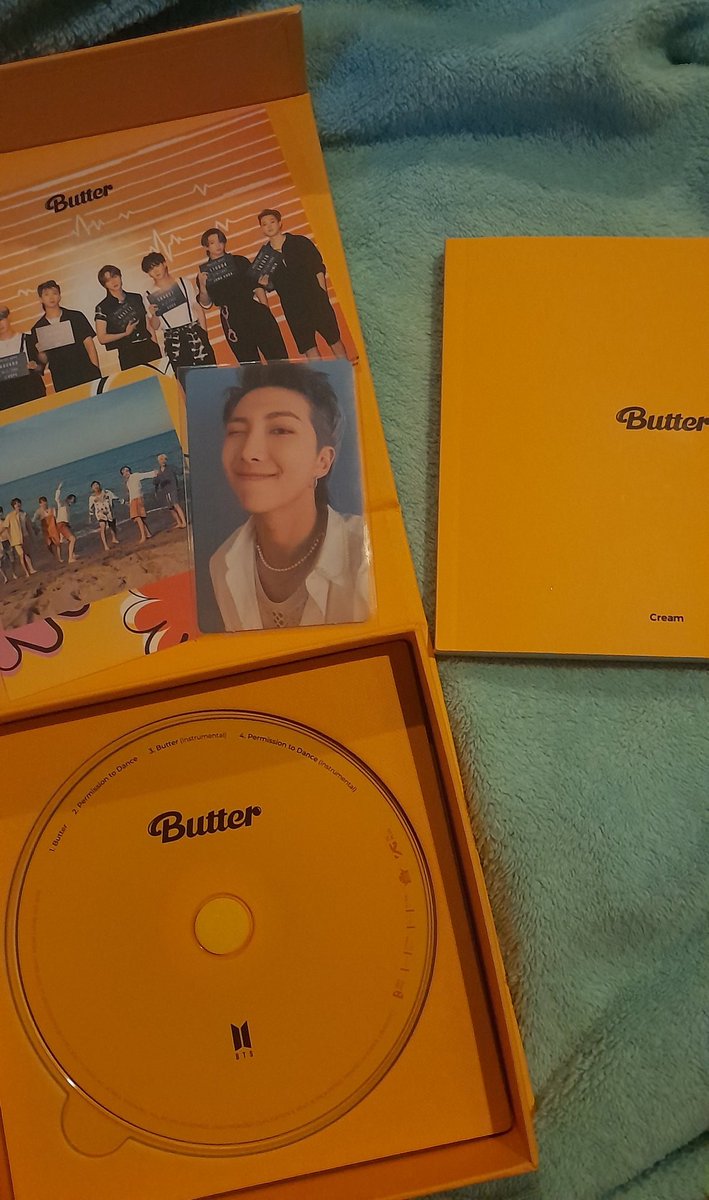 hoshwirl's tweet photo. wts lfb ph

bts butter album unsealed onhand
php 400 (can lower if payo)
rfs: downsizing collection

wts lfb ph kpop bts butter album unsealed https://t.co/O1PMSyhA55