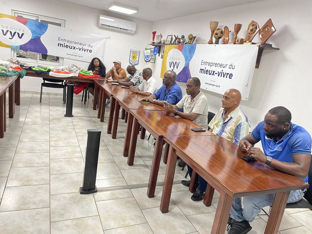 [Conférence de presse] Hier ( mardi 6 février) au siège de la Ligue de Football de la Guyane s’est tenue la conférence de presse de présentation de l’édition 2024 de la coupe VYV. Le programme👇🏾 guyane-foot.fff.fr/simple/coupe-v…