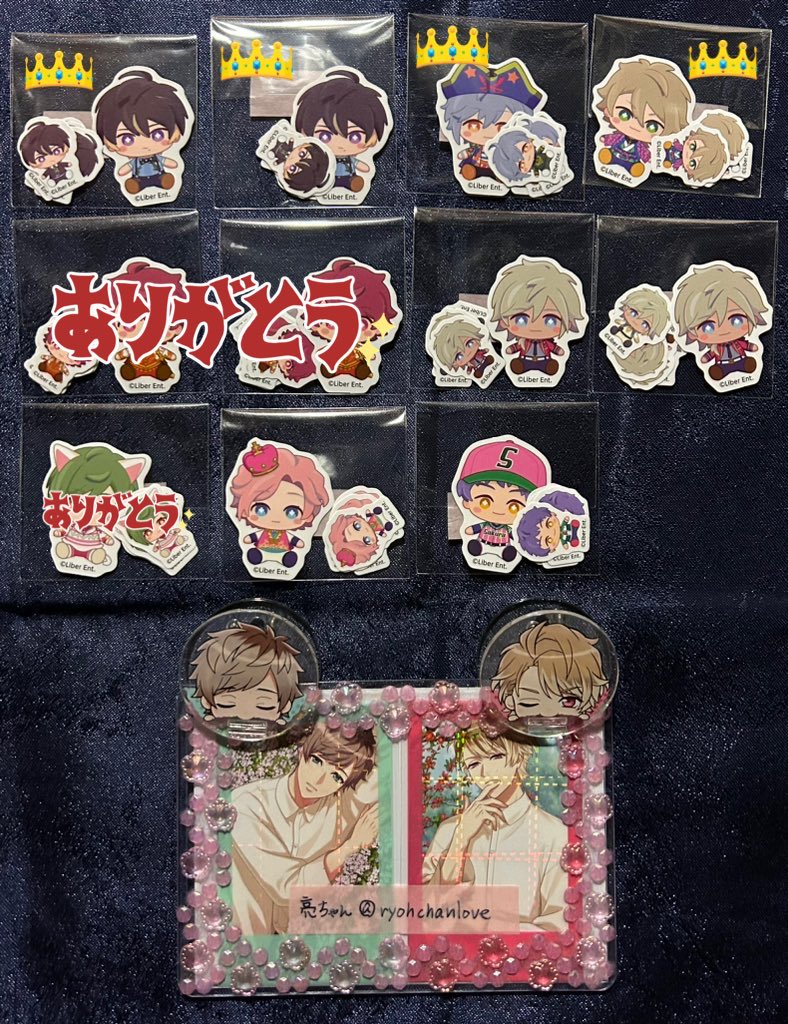 ryohchanlove's tweet photo. 【交換】A3! フレークシール Anniversaryマスコット 春夏

譲) 画像参照

求) 至1､天馬1

※キャラ毎の交換
※👑は至優先
※無印は譲渡可能。👑は交換が決まり次第､譲渡可能(無印同数含む譲渡希望)

条件外も検討致します(断る場合もあります)
難しいとは思いますが宜しくお願い致します https://t.co/aUgIoCrdqM
