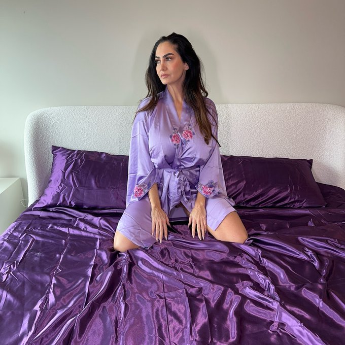 Hey there, come on over to https://t.co/wO6F9hpcFW for a little morning fun 💋 https://t.co/2FWxgVi9Z<a href="/tag/mondaynightraw"class="tags"><span>#mondaynightraw</span></a>