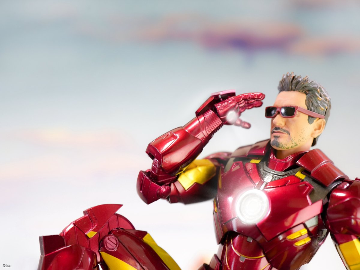 terra8ferrari's tweet photo. 旦那!そろそろ降りてもらえませんかね?
#toyphotography #オモ写 #豆魚雷オモ写
#ironmam #shfiguarts https://t.co/b4nr05O8hH