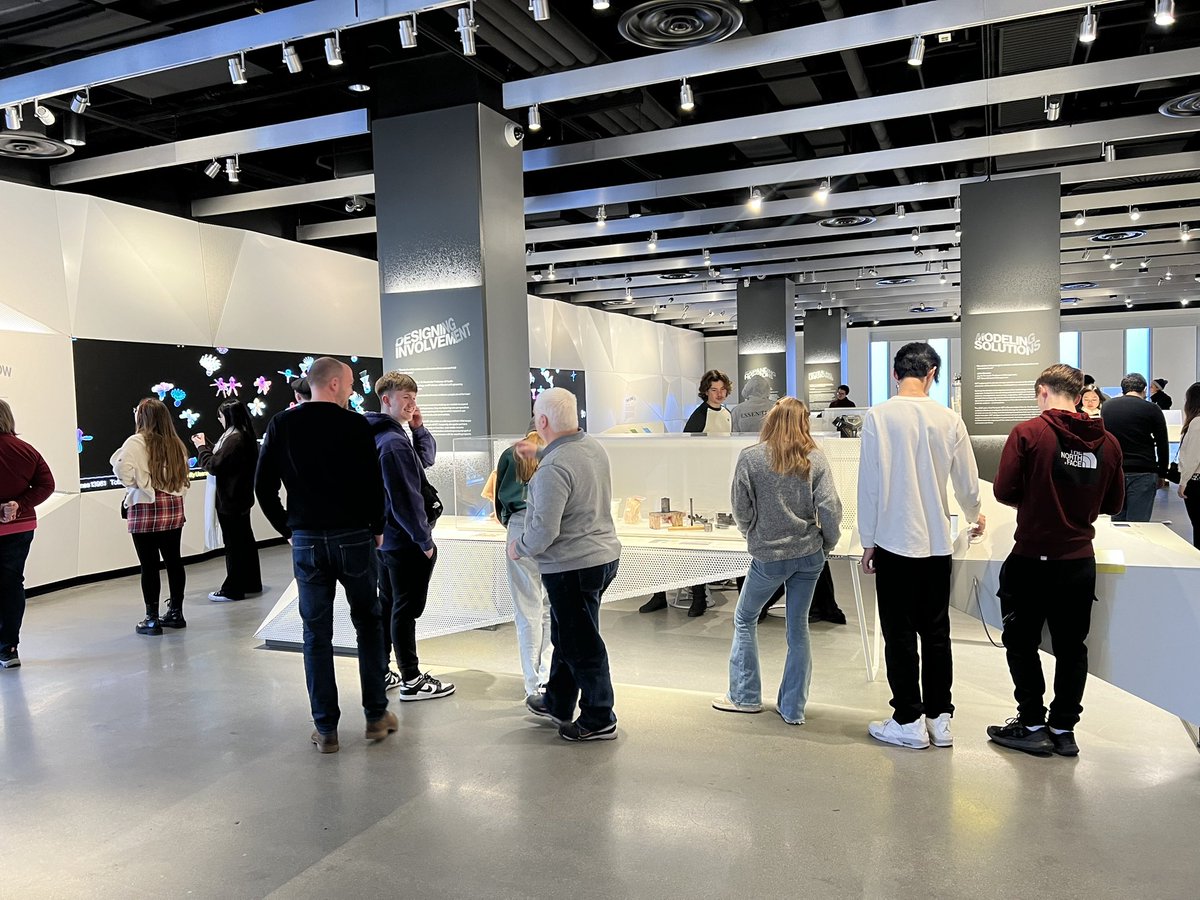 leannep06760149's tweet image. Learners from @coleggwent have completed the Boston Freedom trail learning about the history, a visit to Harvard University, Harvard Art Museum and the MIT museum what a great packed itinerary they’ve had so far @ColegauCymru @ChallengeAbroad