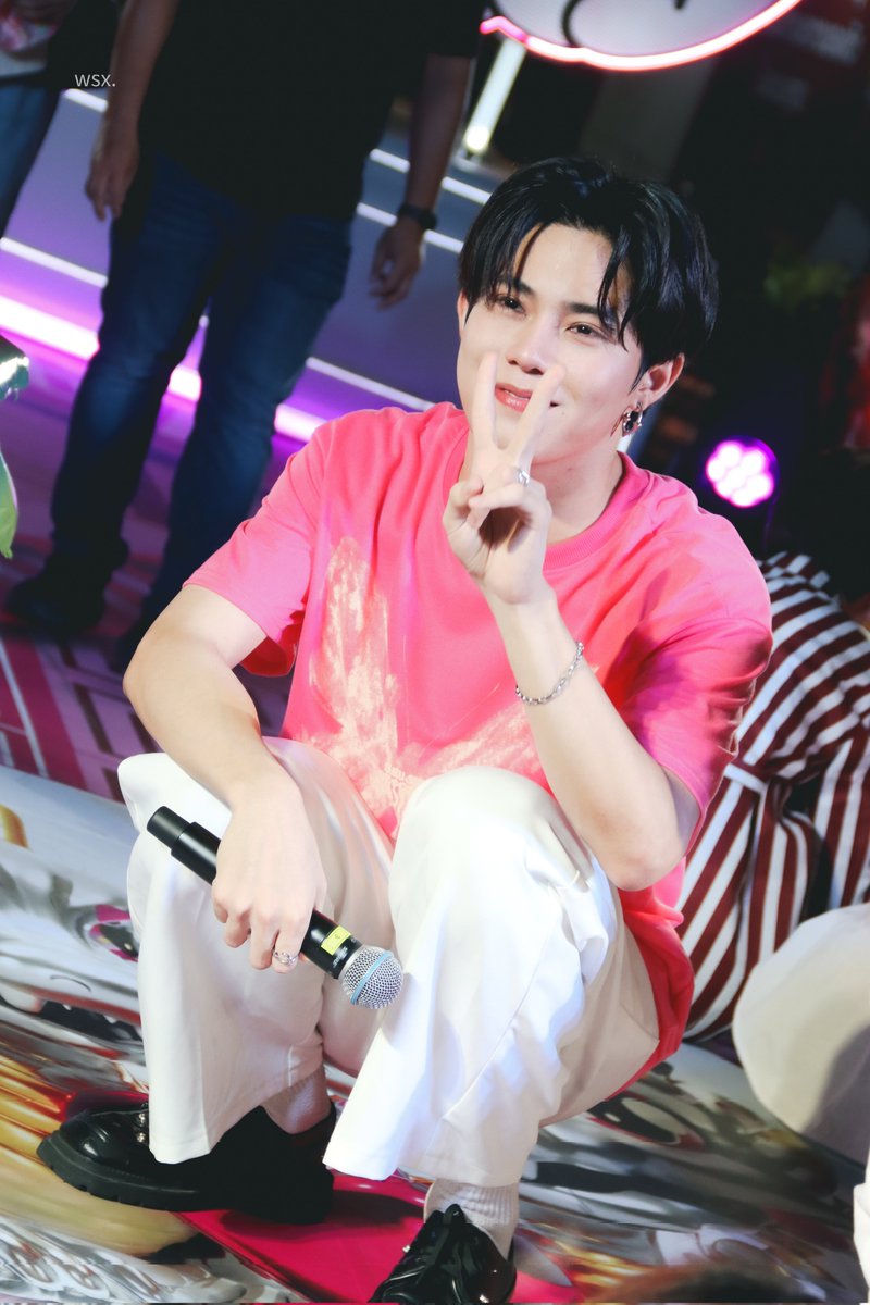 CHOMPUTRIPLES's tweet image. 240207 น้งโอมมีสถานะเป็นก้อนนุ่มม 💖

#Ohmsarit
#OhmPrimetime #PRIMETIMEth