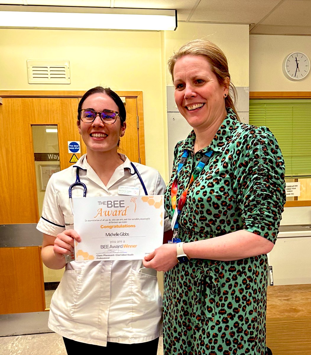 stephyHarshal's tweet photo. Honouring Uhl’s First🥇 Bee Award 🐝recipient Michelle Gibb (Clinical Specialist Physiotherapist ).
Congratulations Michelle you h’ve got it🥇#uhlbeeawards #oneteam
@UHLJ2E @Khad_ij_ah @Leic_hospital 
@MichelleGibb_PT @clare_pheasant @Michelleatterb2 @JudithSpiers @Christine_J2E https://t.co/CAZk8iqjej