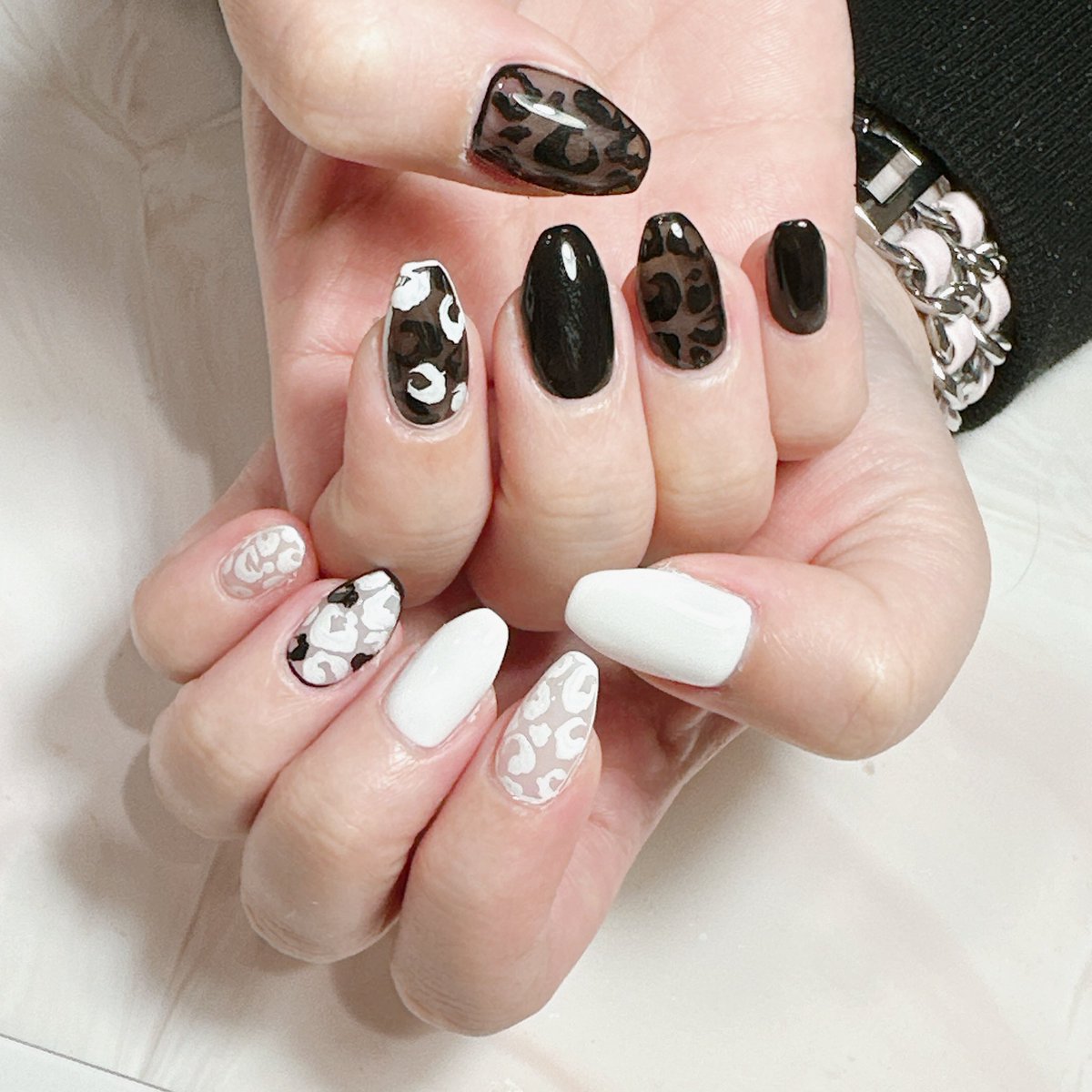 ppp704's tweet photo. 最近のネイル💅 https://t.co/wBCVw0hAUB
