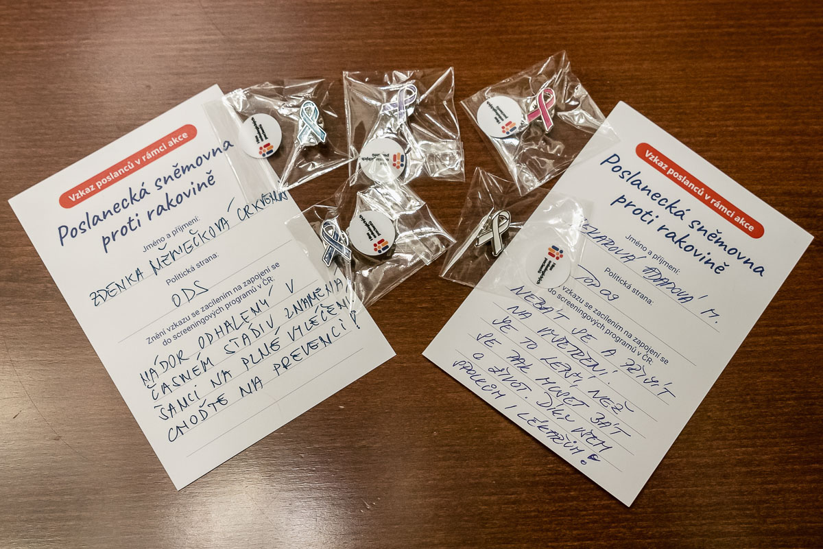 Poslanecká sněmovna ČR tweet media