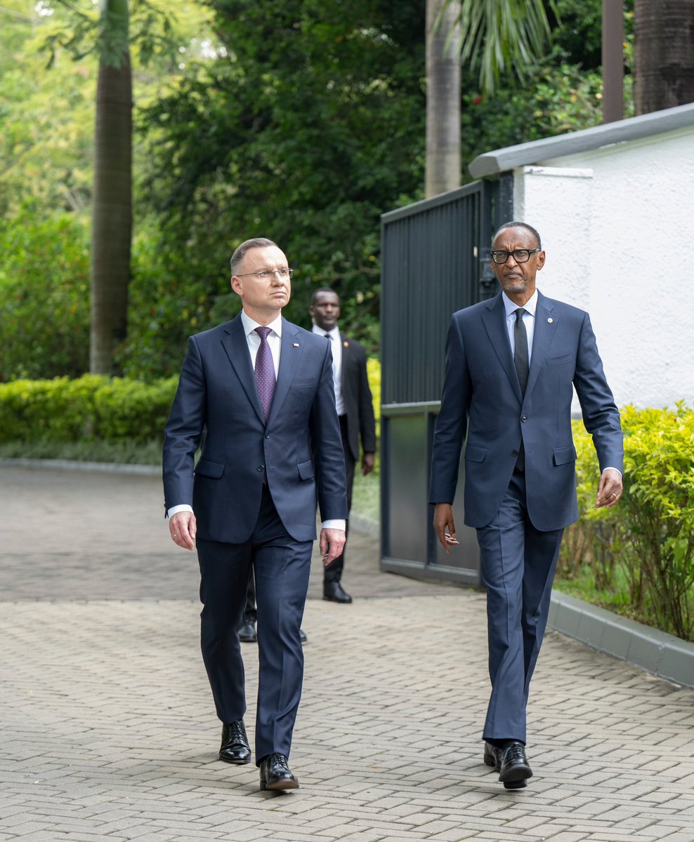 UrugwiroVillage's tweet photo. "Our two countries just signed agreements in the field of green technology, environment, energy, and trade. The development of these sectors is critical to becoming resilient, and adapt to the new reality of intersecting global shocks. The diplomatic presence in our respective countries will only serve to accelerate and solidify the good progress we are making." President Kagame | Joint Press Conference with President Andrzej Duda of Poland