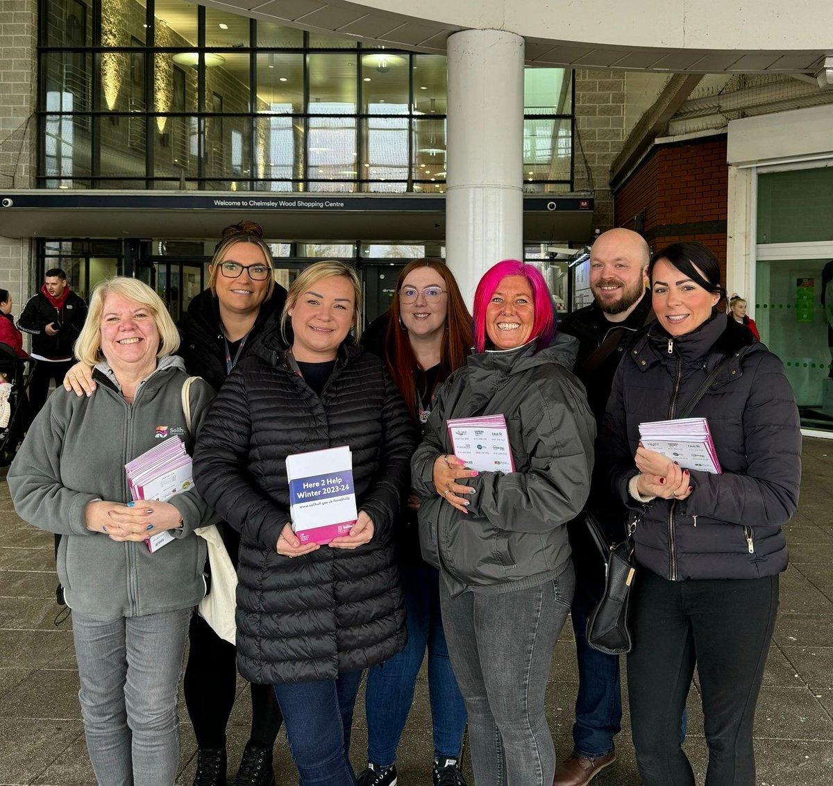 Today we teamed up with SMBC's Community Development Team to hold a Here2Help event at Chelmsley Wood shopping centre.
We spoke to lots of residents, offering them free advice and support on energy usage, finances, housing, and much more. Great work team 👏🏻
