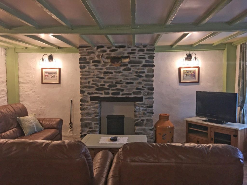 WeAcceptPets's tweet photo. Escape to Crumble Cottage in Bethania! π‘
π£ β¨ From March to May Pets go free @ Crumble Cottage! Plus get up Β£20 off the weekly rate depending on month chosen! β¨π£
πΆ Welcomes dogs and small pets πΎ
https://t.co/OCNKIxboMo
#CrumbleCottage #Countryside #Escape #Retreat https://t.co/IXwWHyqMW0