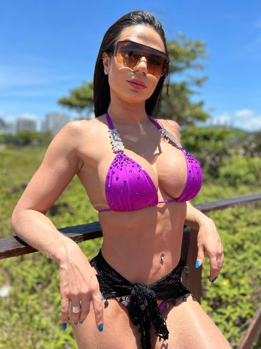 Postando foto de Instagram no X 🤣🙈 https://t.co/GkIt2PpjOp