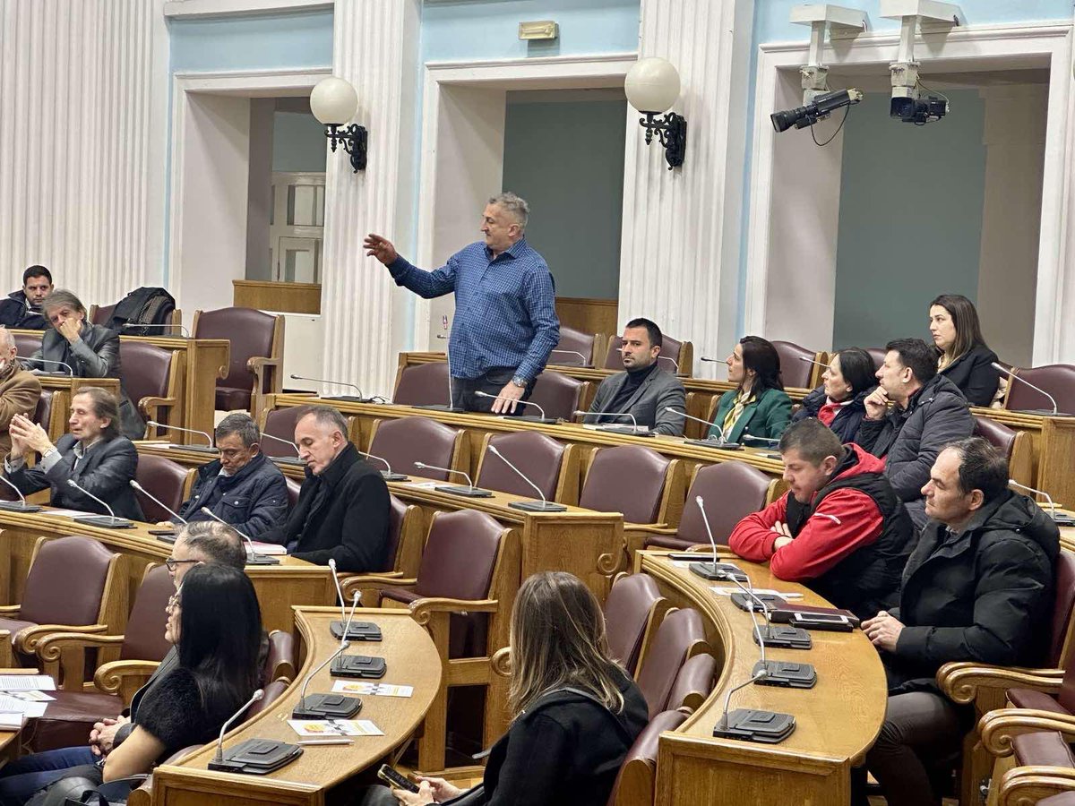 mdup_cg's tweet photo. 📍🏛️ #MDUP je danas na Cetinju organizovalo Javnu raspravu o Nacrtu prostornog plana 🇲🇪 i njegovom uticaju na životnu sredinu, gdje smo sa lokalnim stanovništvom diskutovali o tome kako sačuvati i unaprijediti šarm Prijestonice i njegove okoline, te https://t.co/T2tvLZ8xwK