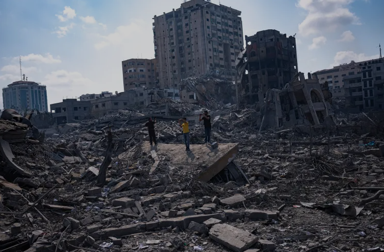 LibAgRep's tweet photo. @McFaul Israeli missiles attacked Gaza this morning. Again. Another residential building is hit. This is what they spend their budget. Striking civilians. Gaza needs help. Joining efforts of democracies is the only way to stop the criminals. https://t.co/aDRICSc5MF