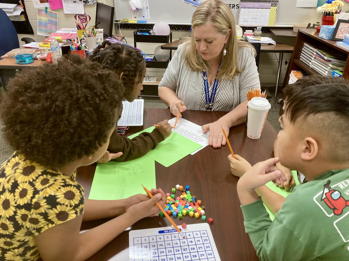 Applying reading and writing skills while solving a two-step math problem during our morning Math Club. Our math and reading brains are ignited and ready to go! #MorningMathClub <a href="/kelly_sipe/">Kelly Sipe</a> @TuES_Pack <a href="/FCPS_SVerdi/">Susan Verdi</a>