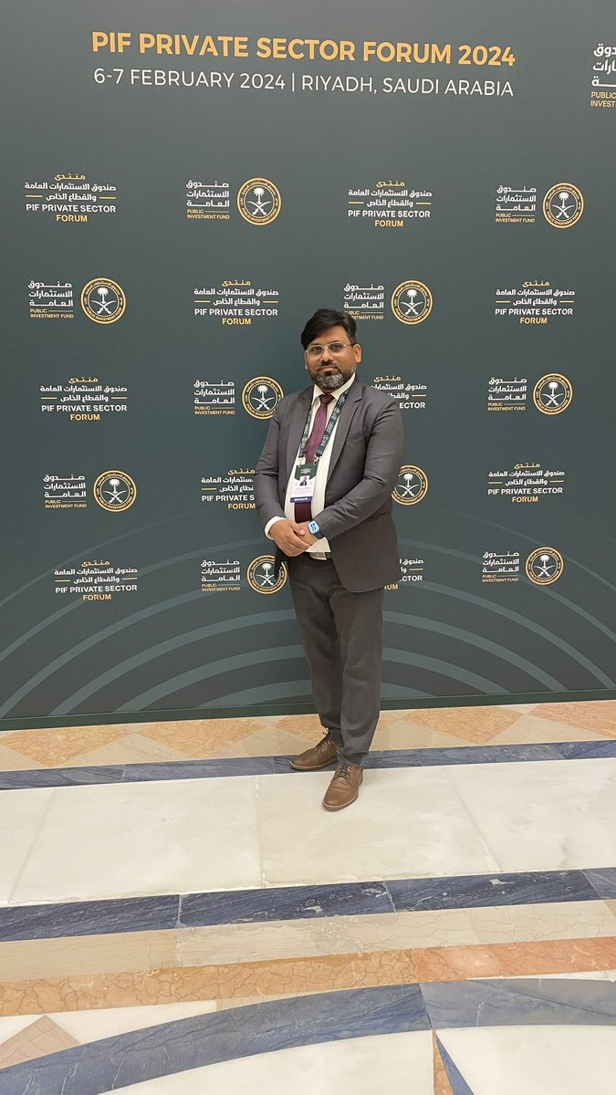 SivateH's tweet photo. 🌟 Excited to have been invited by Public Investment Fund (PIF)  to attend the Public Sector Forum! 🇸🇦

#PIF_PrivateSectorForum
#PIF #SaudiArabia #DigitalTransformation #Construction #Innovation #AR #VR #DigitalTwin #Collaboration #FutureOfWork 🚀 https://t.co/dXvVJUP68E