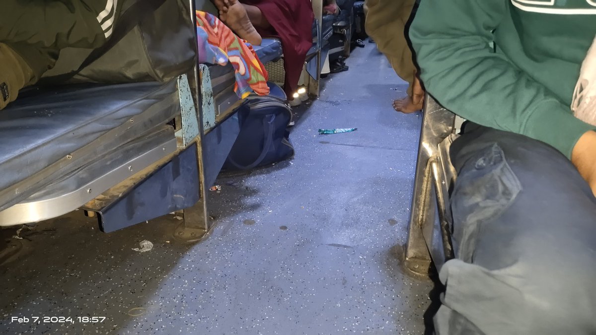 1PradeepBodh's tweet photo. Train no 12323 
SL-6 coach not clean
@PMOIndia @irctc @indianrail @RailMinIndia https://t.co/J8GhTfn5B9