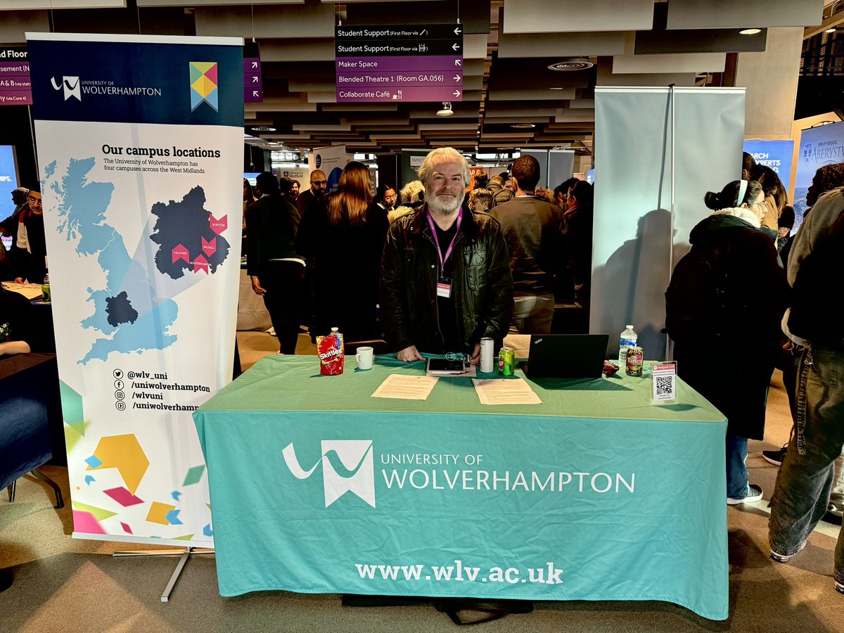 WLV_DoctoralCol's tweet photo. We're with @findaphd #PostgradLive this afternoon til 3pm -- Engineering Building A, @OfficialUoM. Here with our Director of the Doctoral College, @BenHalligan, and very happy to talk about PhD and Masters courses and any and all related matters. Come say hello! https://t.co/WgR0gzexex