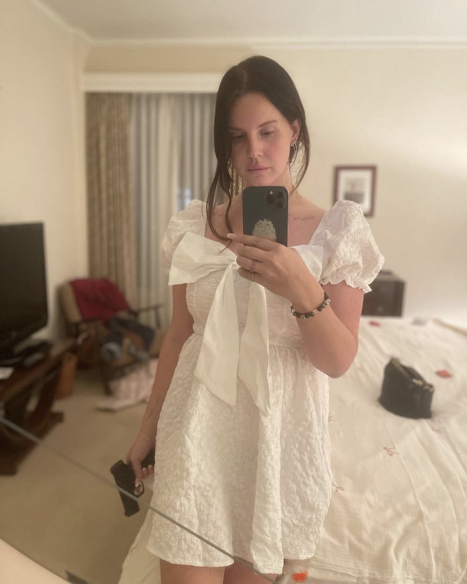 kaylechip's tweet photo. And that’s on being a Cancer 👑❤️‍🔥❤️‍🔥 https://t.co/0VQaopYAt9