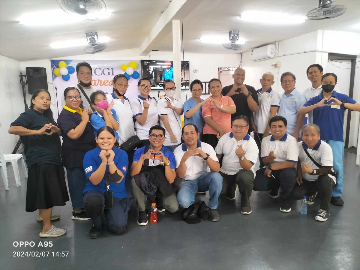 Romantico554's tweet photo. West SK Live dalaw at Locale ng Tropical mini medical mission...

Salamat po sa Dios  💙✨ https://t.co/aEUK9a0YSv