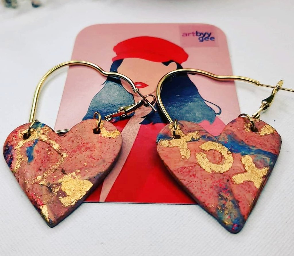 #ThingsFBRemindYouOf
Handmade With love. ♥️. For valentine’s day. Handmade #polymerclayearrings . 

 Oh, what fun it was to bake these! #ArtByyGee